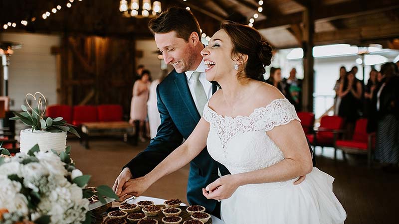 Smoky Mountain Wedding Venues at Dancing Bear Lodge in Townsend TN