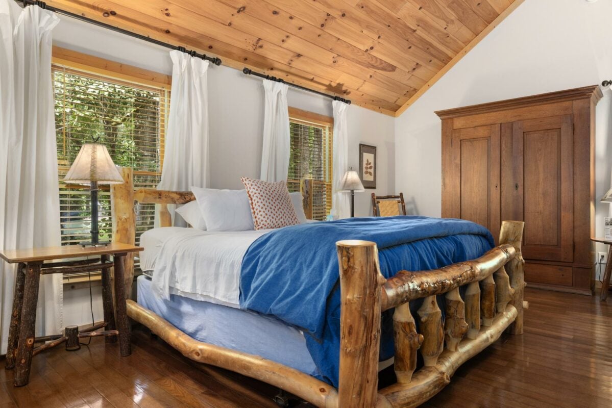 LeConte Cabin Townsend TN