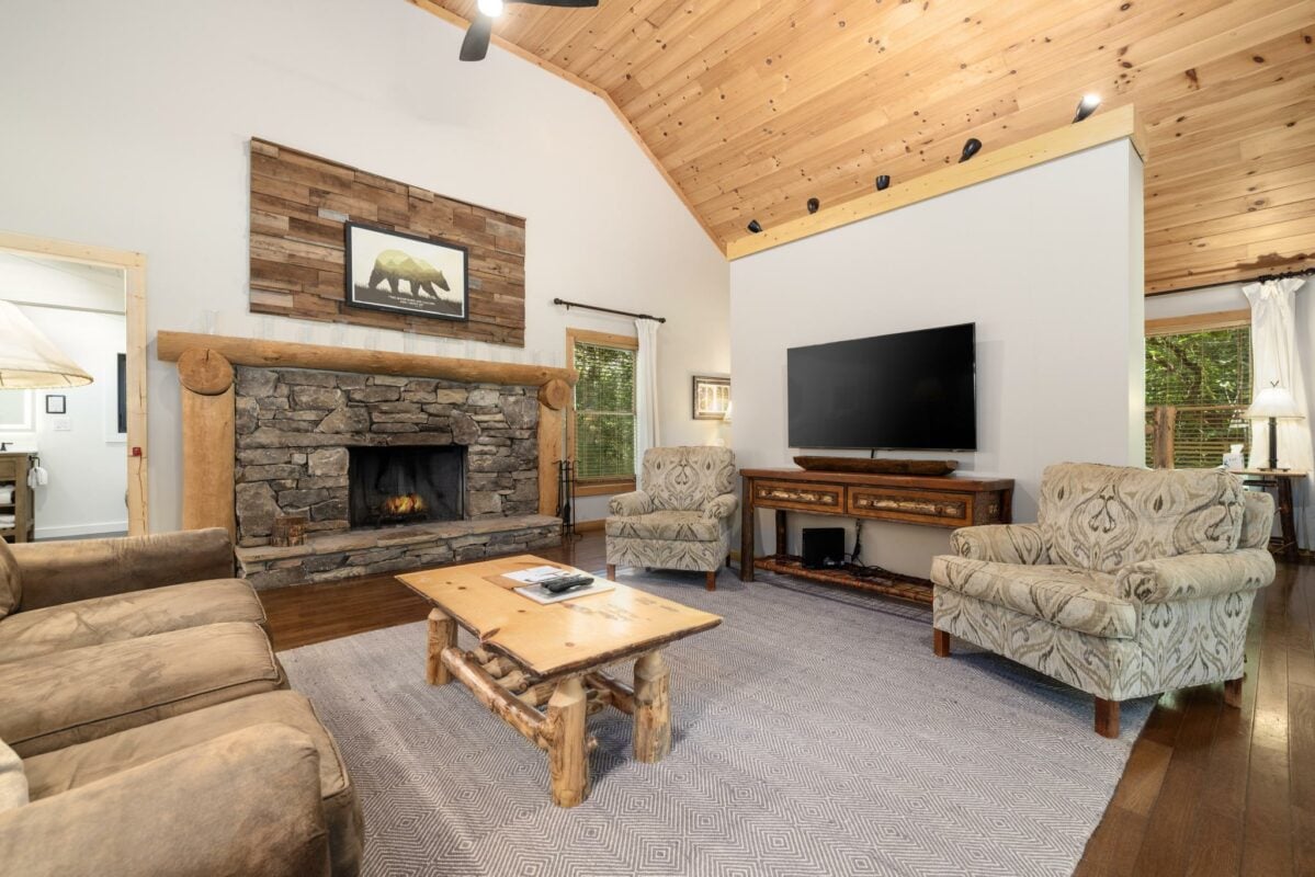 LeConte Cabin Townsend TN