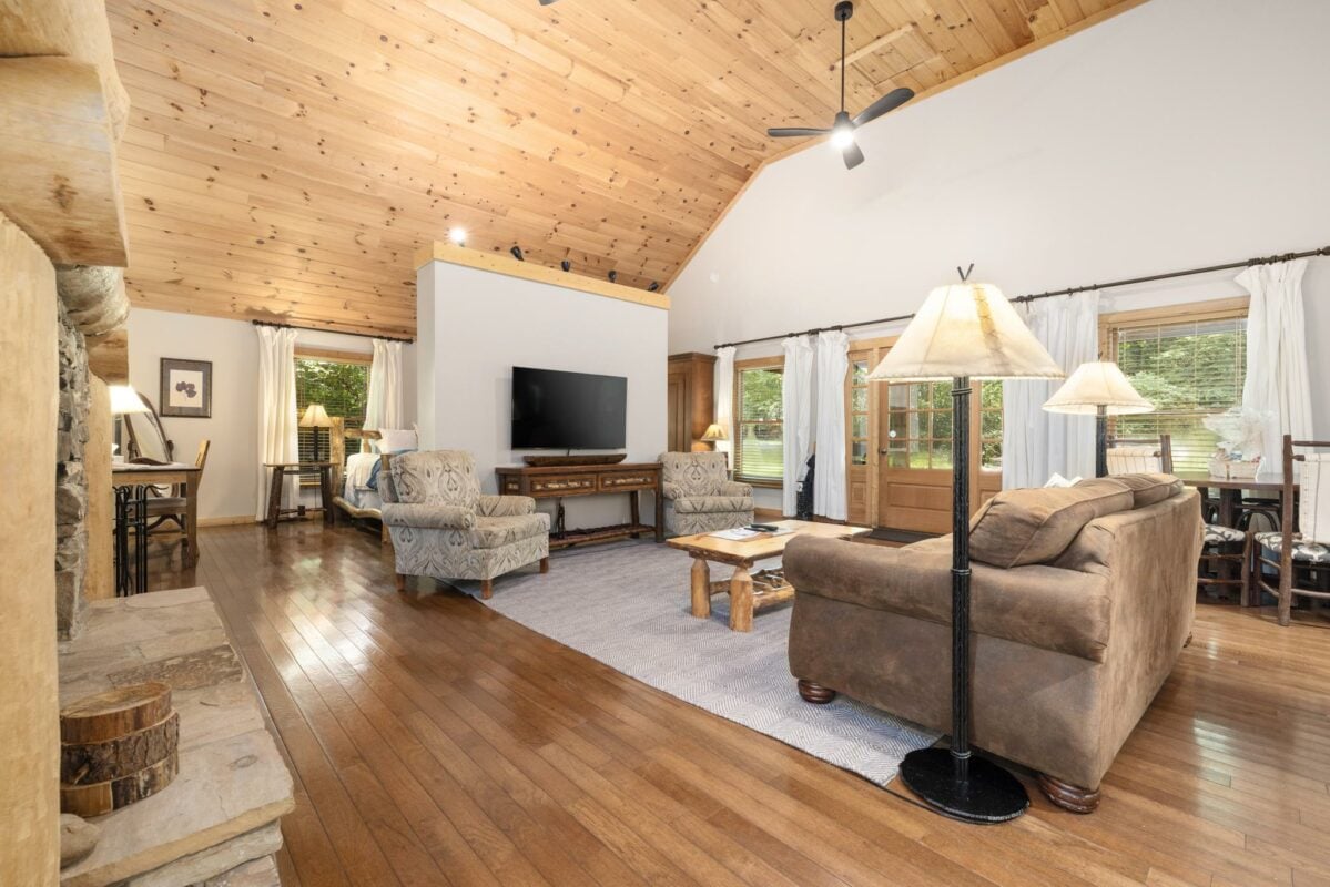 LeConte Cabin Townsend TN