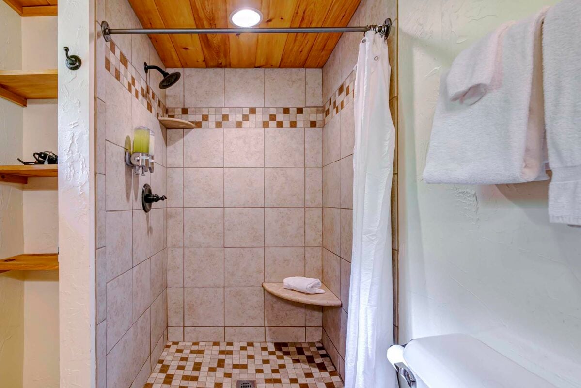 2 Bedroom Loft Rainbow Falls Townsend TN