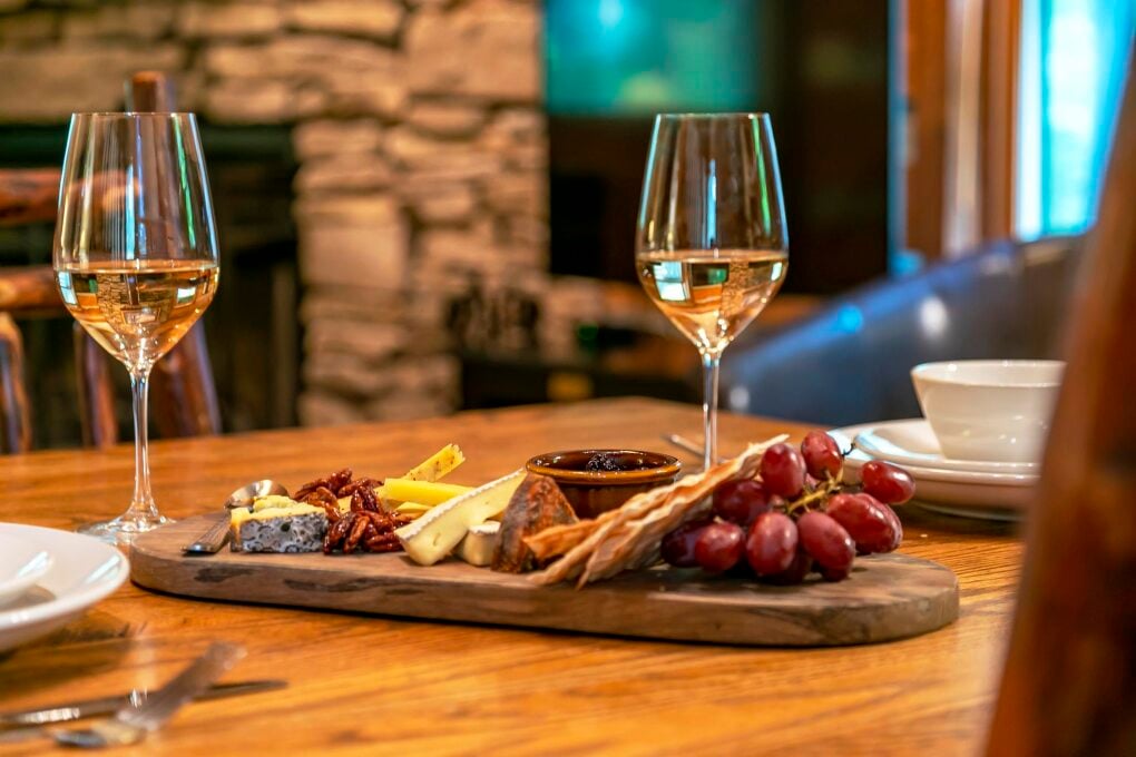 Stay, Wine, & Dine at Dancing Bear Lodge & Appalachian Bistro